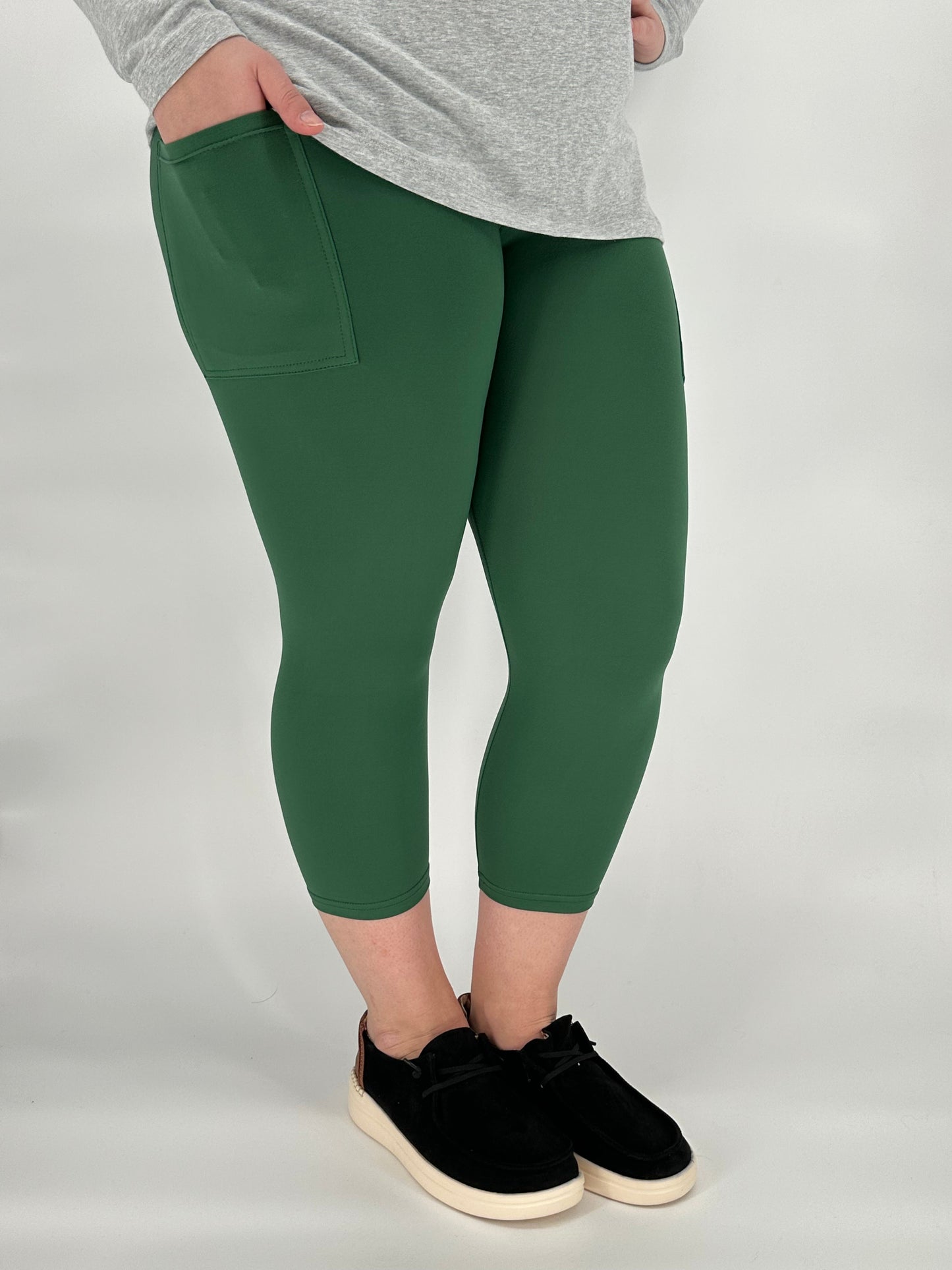 Pine Green Leggings/Capri w/ Pockets