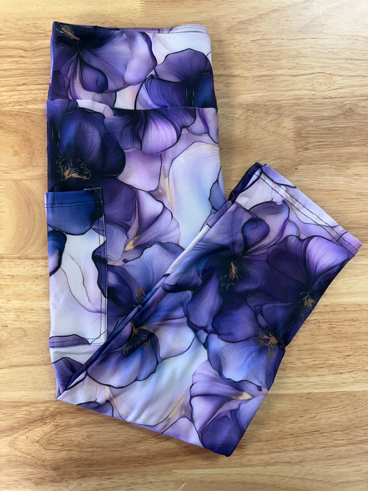 Purple Watercolor Pansy Capri w/ Pockets