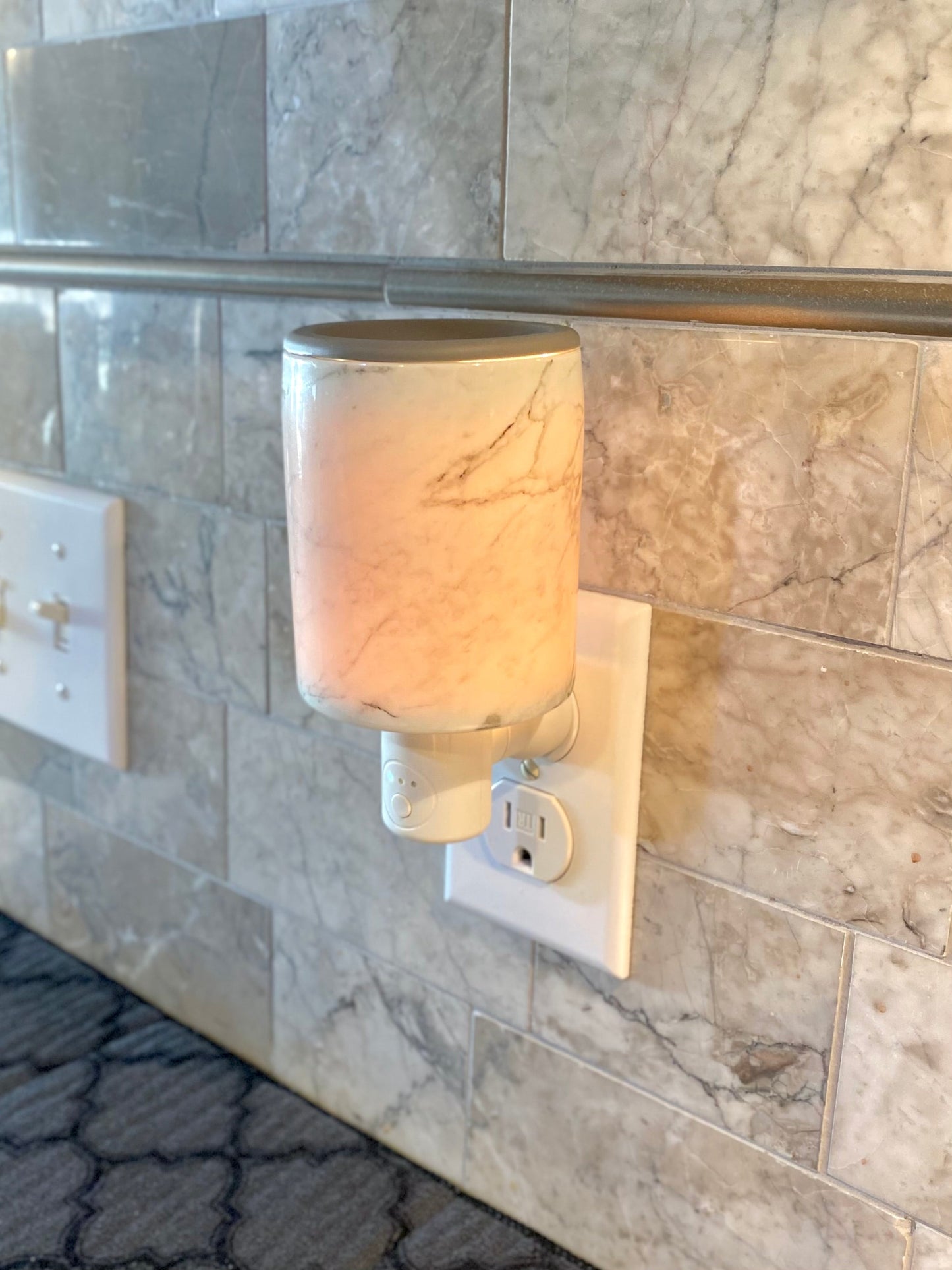 Timer Outlet Warmer - Marble